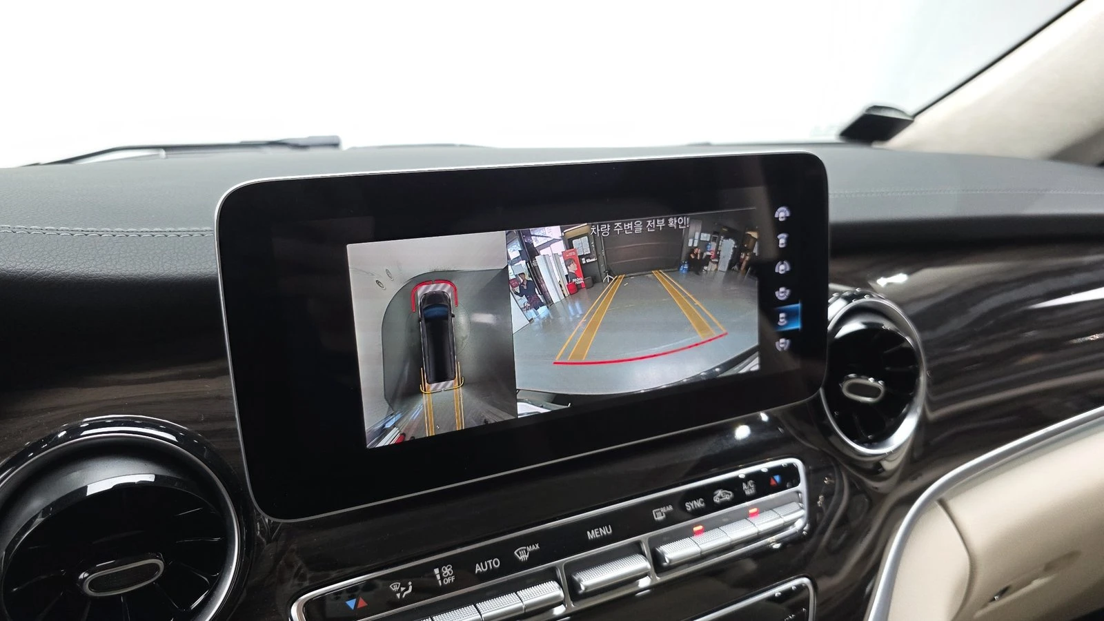 Mercedes-Benz V 300 ОБДУХВАНЕ* 360* ЕЛ. БАГАЖНИК* КРАЙНА ЦЕНА, снимка 16 - Автомобили и джипове - 55302337