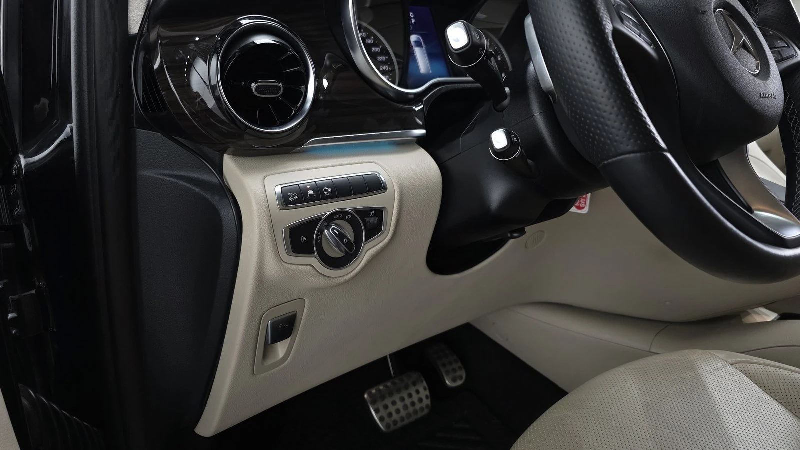 Mercedes-Benz V 300 ОБДУХВАНЕ* 360* ЕЛ. БАГАЖНИК* КРАЙНА ЦЕНА, снимка 13 - Автомобили и джипове - 55302337