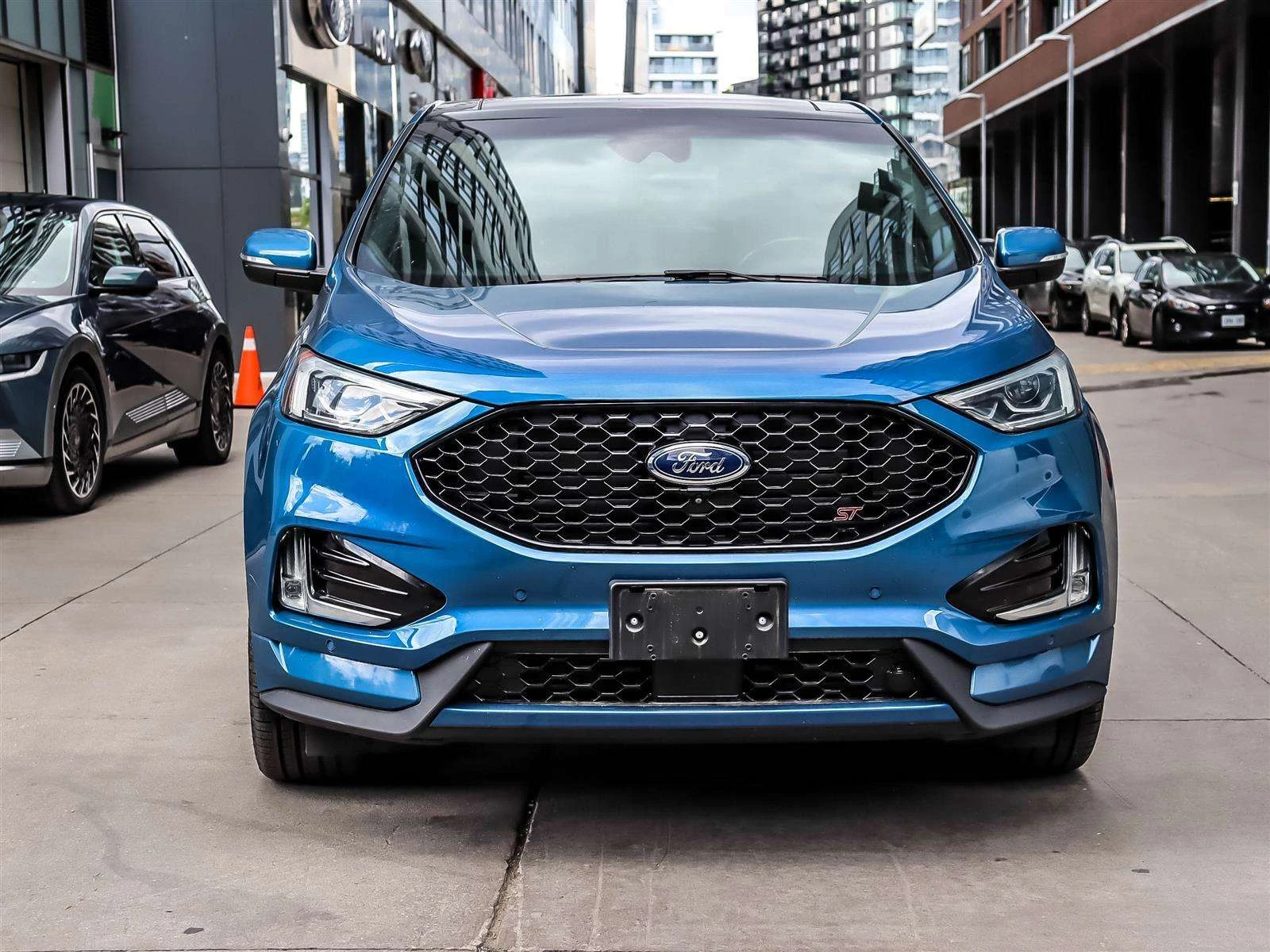 Ford Edge ST / АВТОКРЕДИТ