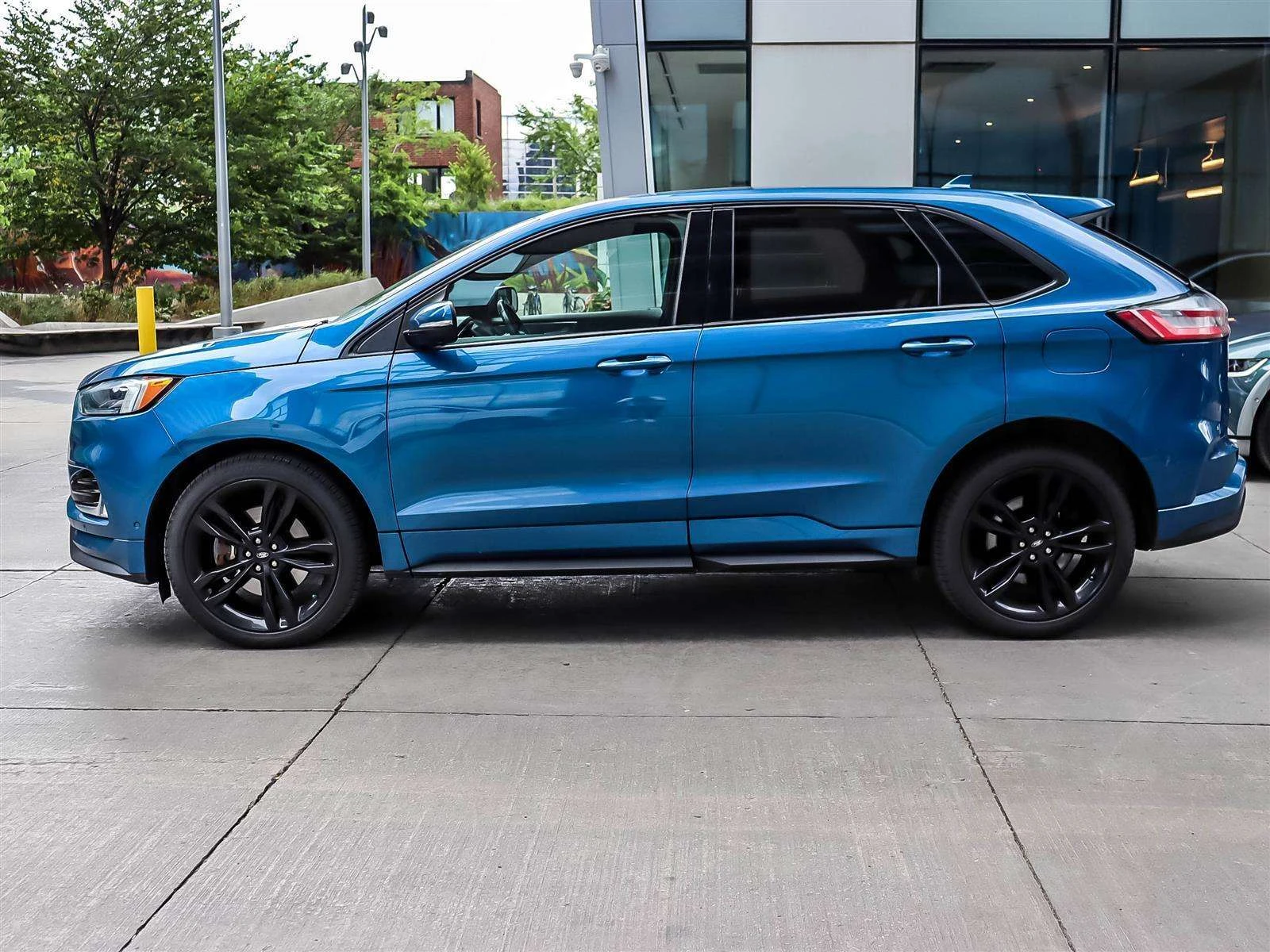 Ford Edge ST / АВТОКРЕДИТ, снимка 4 - Автомобили и джипове - 56010716