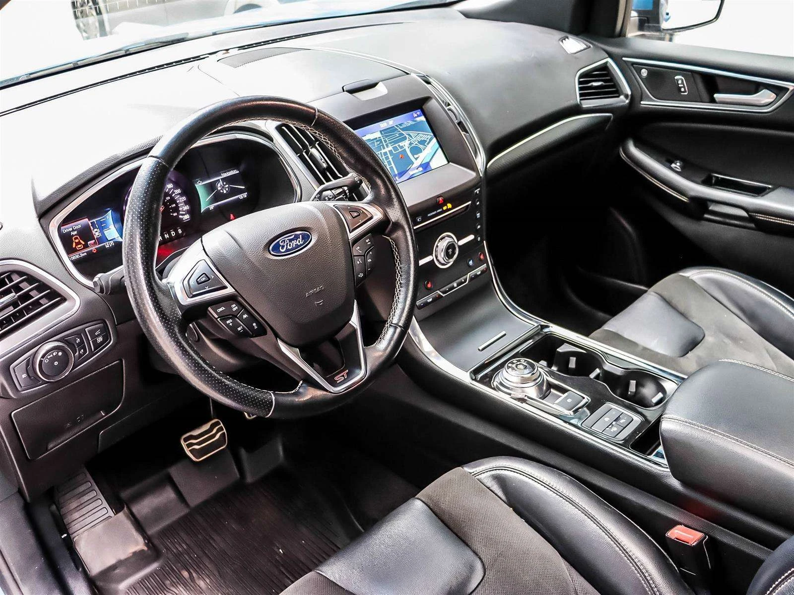 Ford Edge ST / АВТОКРЕДИТ, снимка 9 - Автомобили и джипове - 56010716