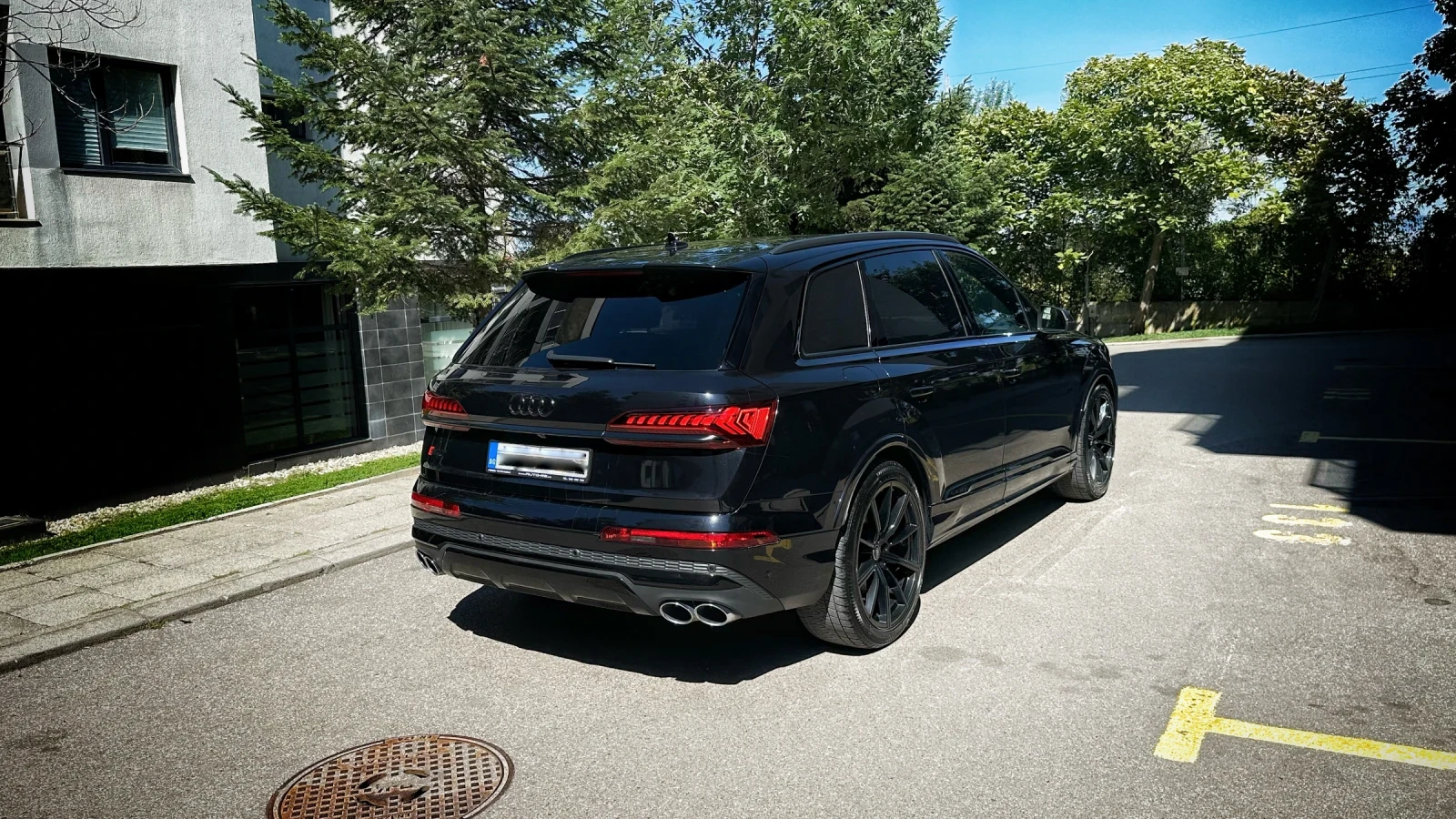Audi SQ7, снимка 3 - Автомобили и джипове - 56070536