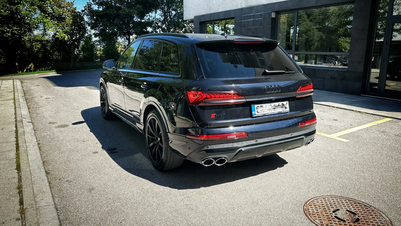Audi SQ7, снимка 4 - Автомобили и джипове - 56070536