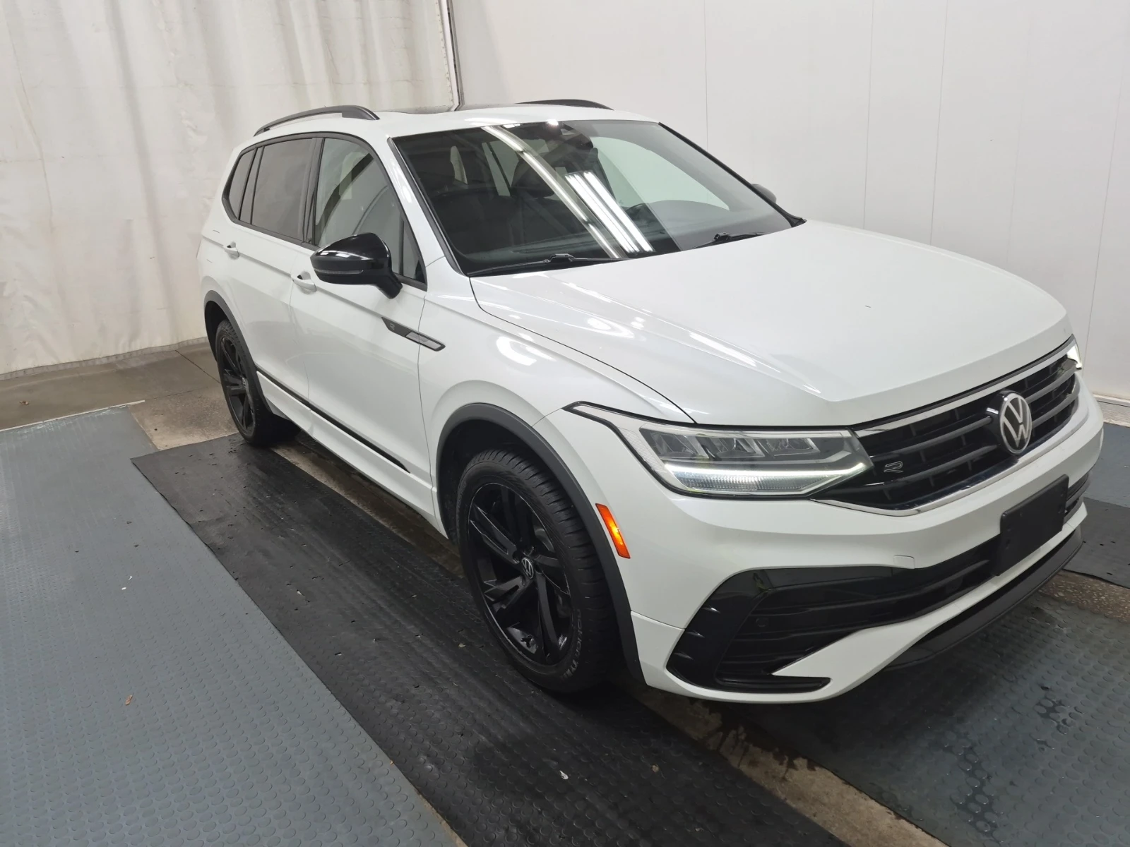VW Tiguan 4motion Comfortline R-line Black Edition | Mobile.bg � ����������� 3