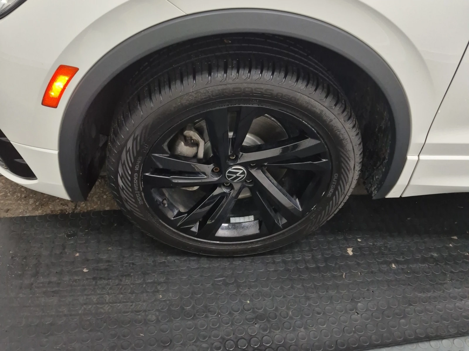 VW Tiguan 4motion Comfortline R-line Black Edition | Mobile.bg � ����������� 8