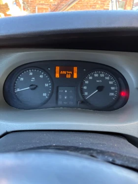 Opel Vivaro Panel van, снимка 4