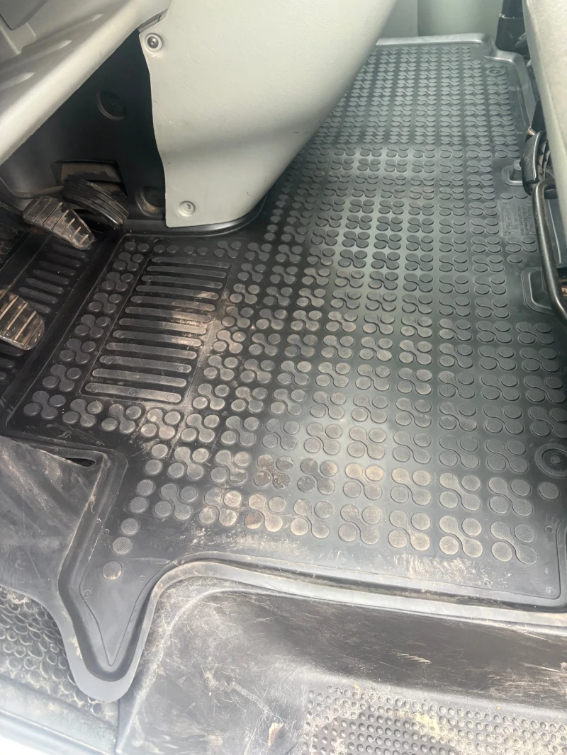 Opel Vivaro, снимка 9 - Бусове и автобуси - 52512107