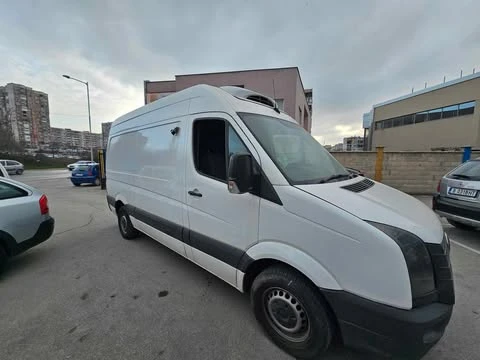 VW Crafter Crafter 35 Хладилен, снимка 2 - Бусове и автобуси - 48366572