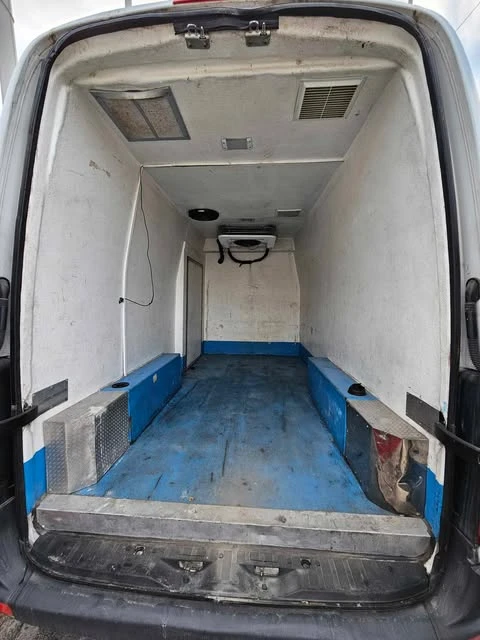 VW Crafter Crafter 35 Хладилен, снимка 5 - Бусове и автобуси - 48366572