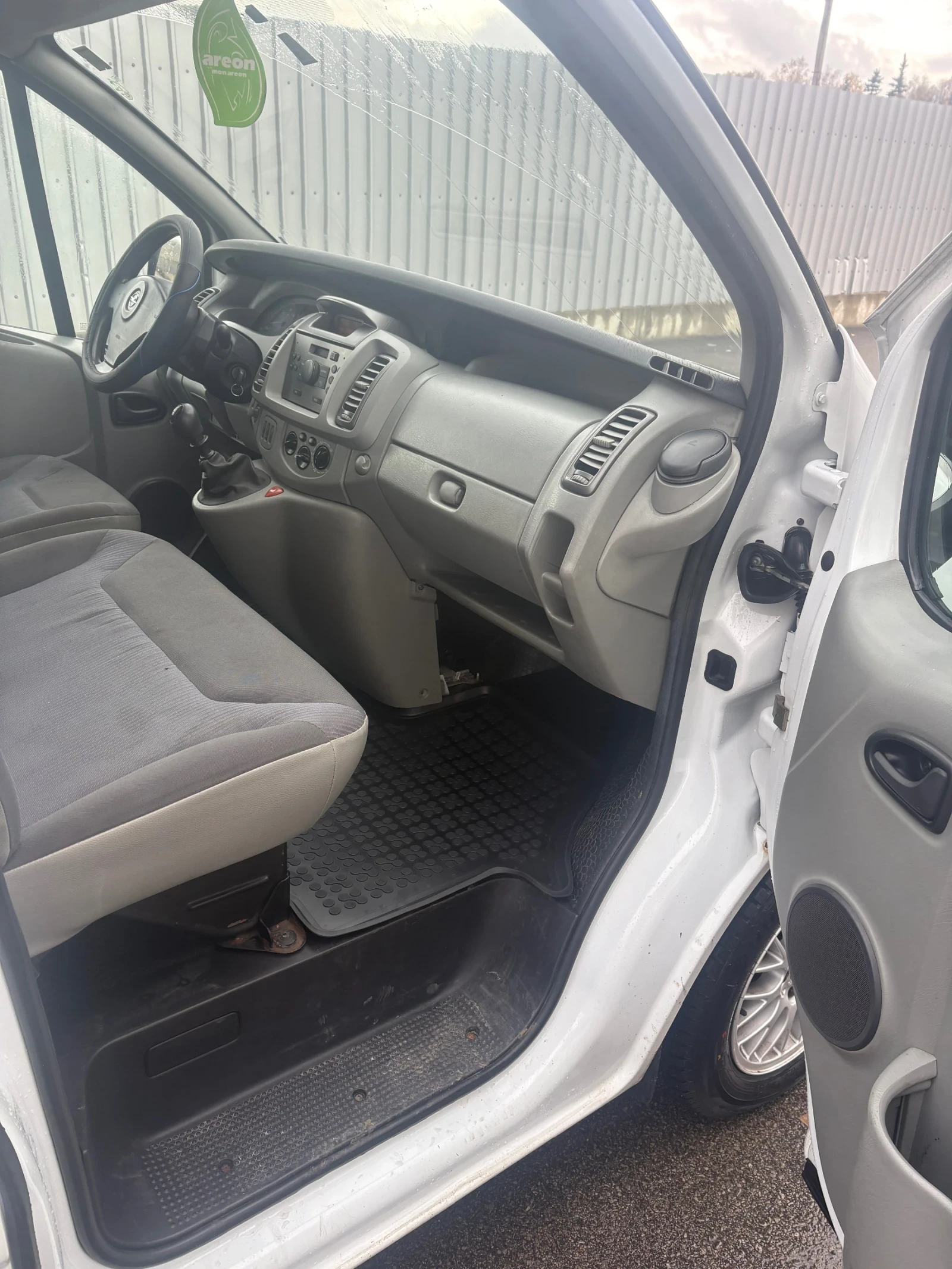 Opel Vivaro  - изображение 3