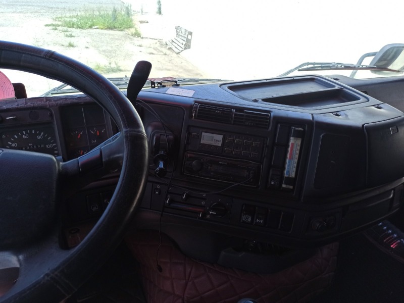 Volvo Fh 12, снимка 5 - Камиони - 45792351
