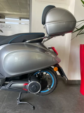 Vespa GTS Primavera Elettrica , снимка 13