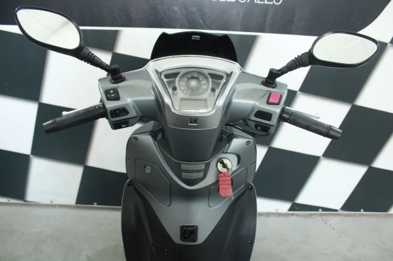 Kymco People 200i 2016г., снимка 8 - Мотоциклети и мототехника - 37546824