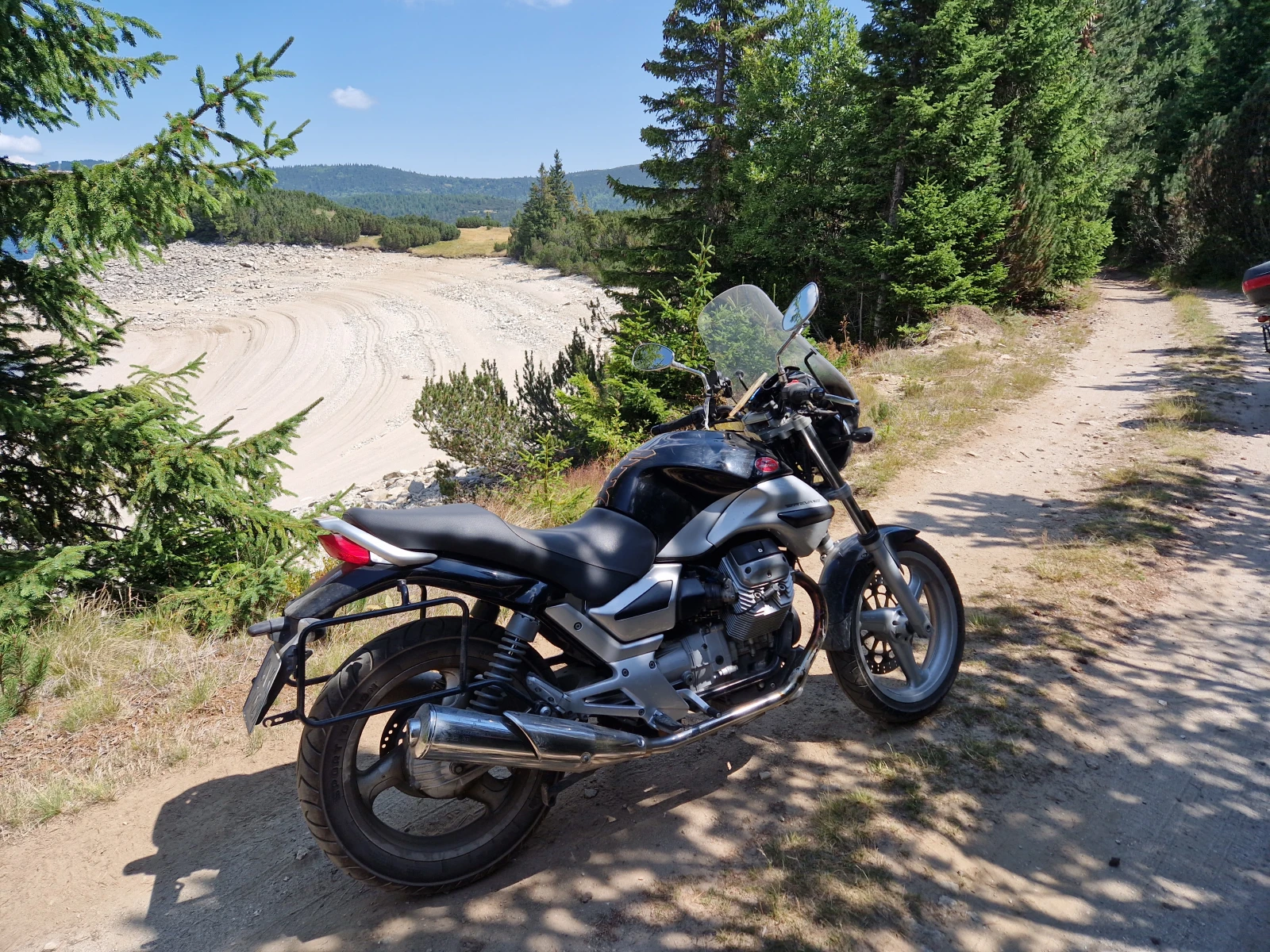 Moto Guzzi Breva  - изображение 2
