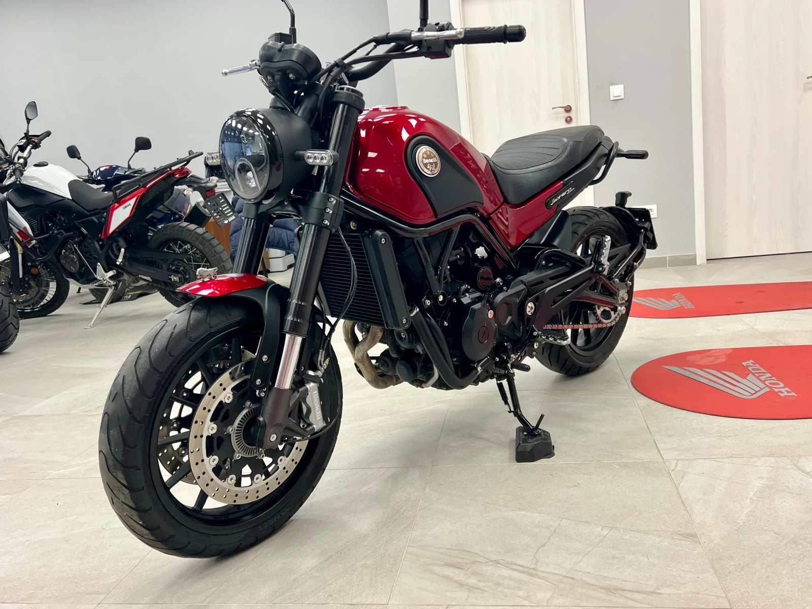 Benelli 500 Leoncino 501 A2 2018 - изображение 10