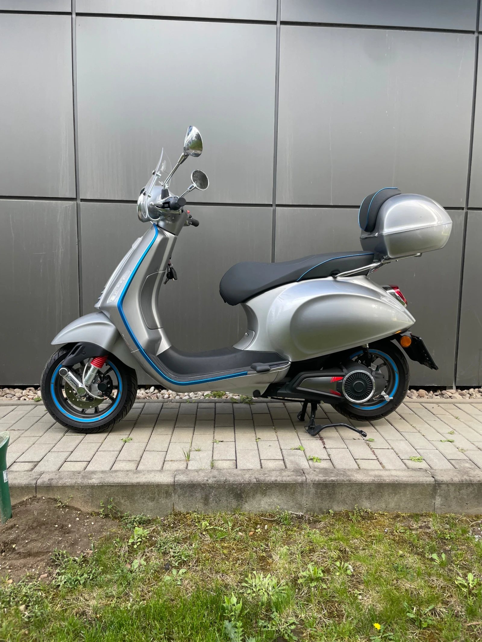 Vespa GTS Primavera Elettrica , снимка 6 - Мотоциклети и мототехника - 54417234