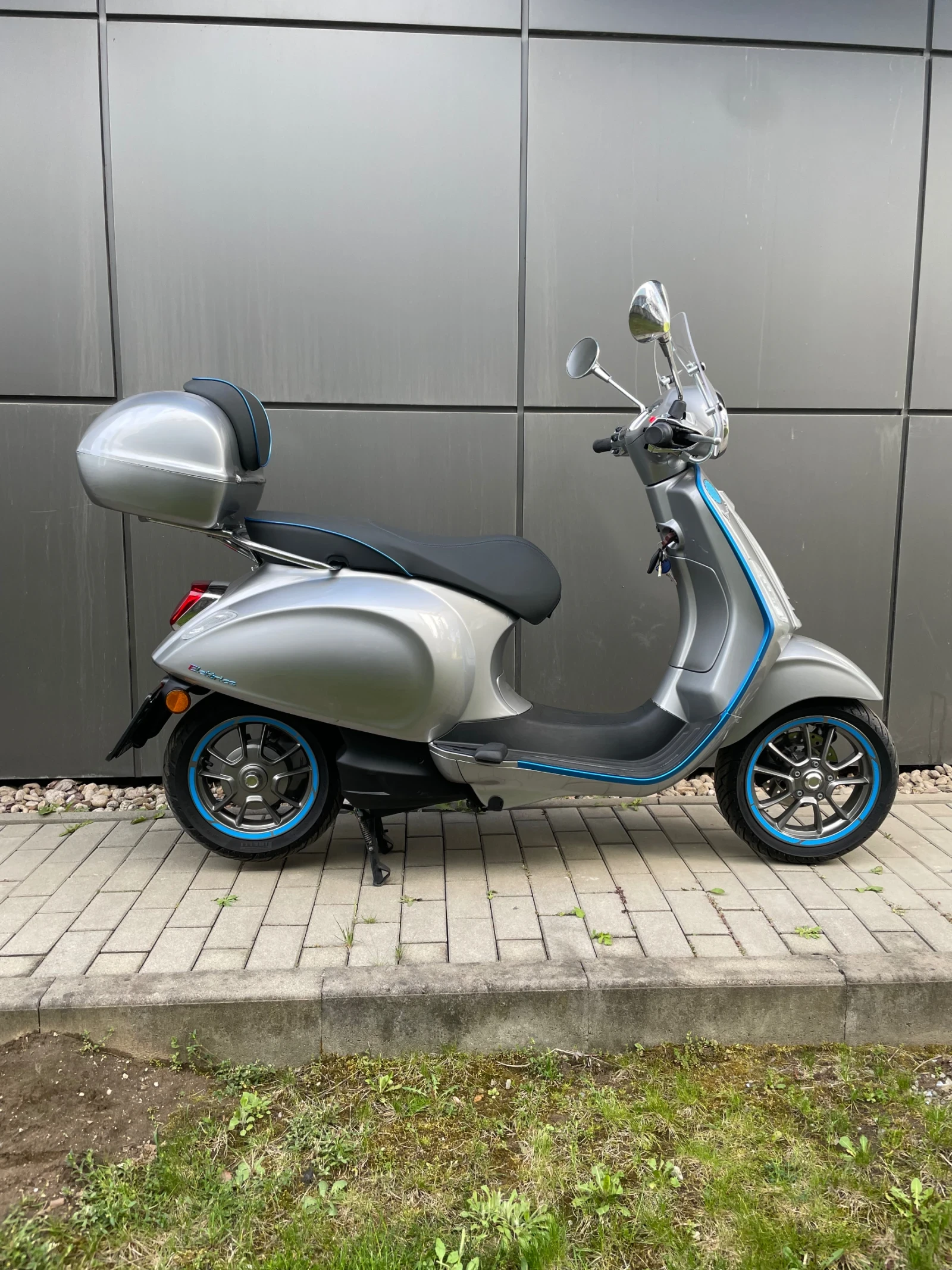 Vespa GTS Primavera Elettrica , снимка 7 - Мотоциклети и мототехника - 54417234