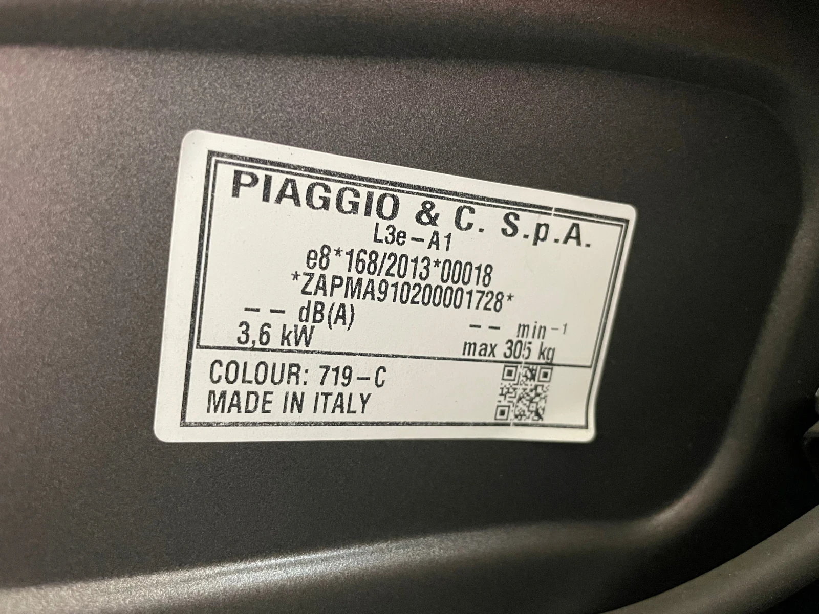 Vespa GTS Primavera Elettrica , снимка 11 - Мотоциклети и мототехника - 54417234