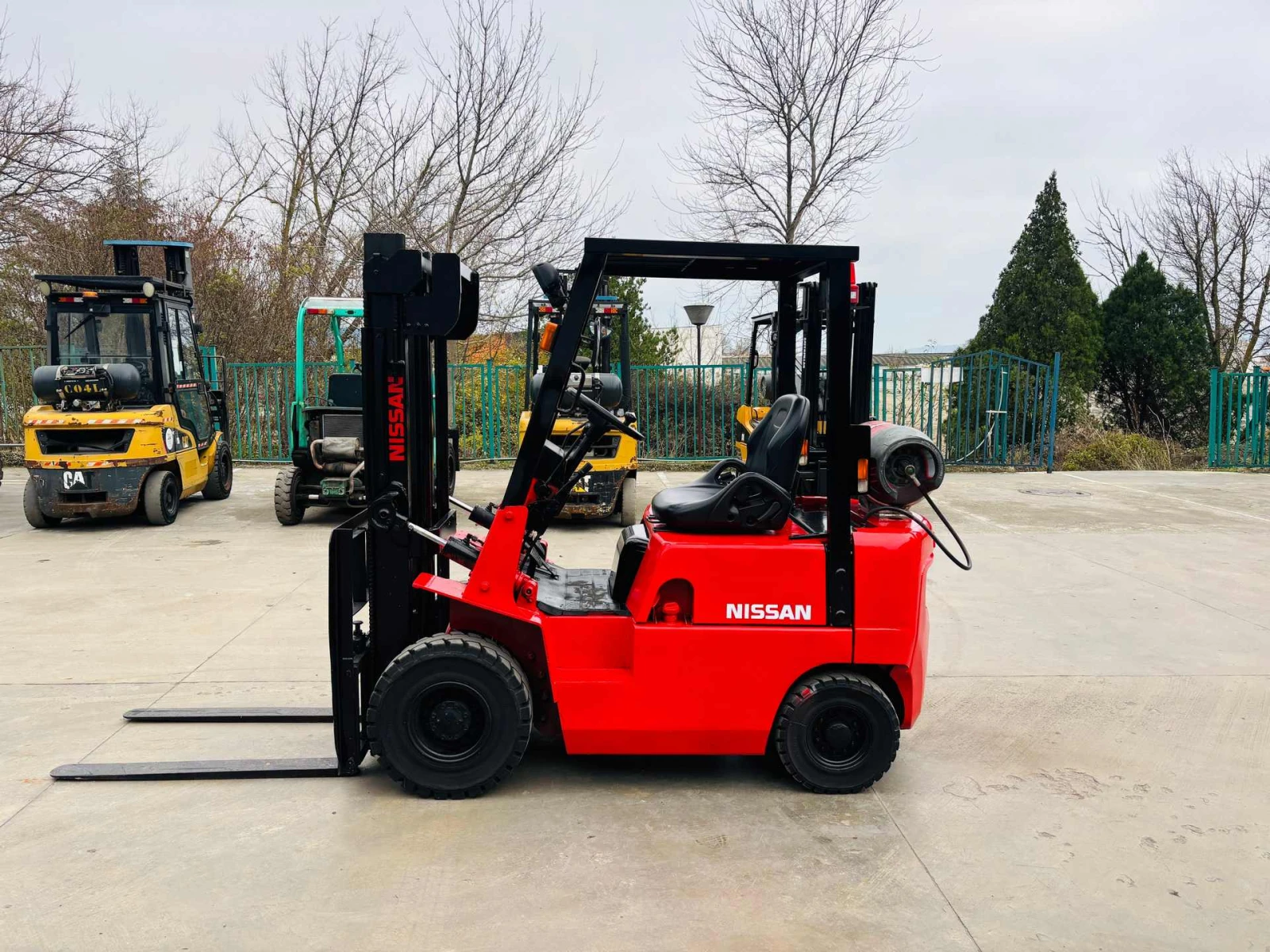  Nissan  ,  | Mobile.bg   1