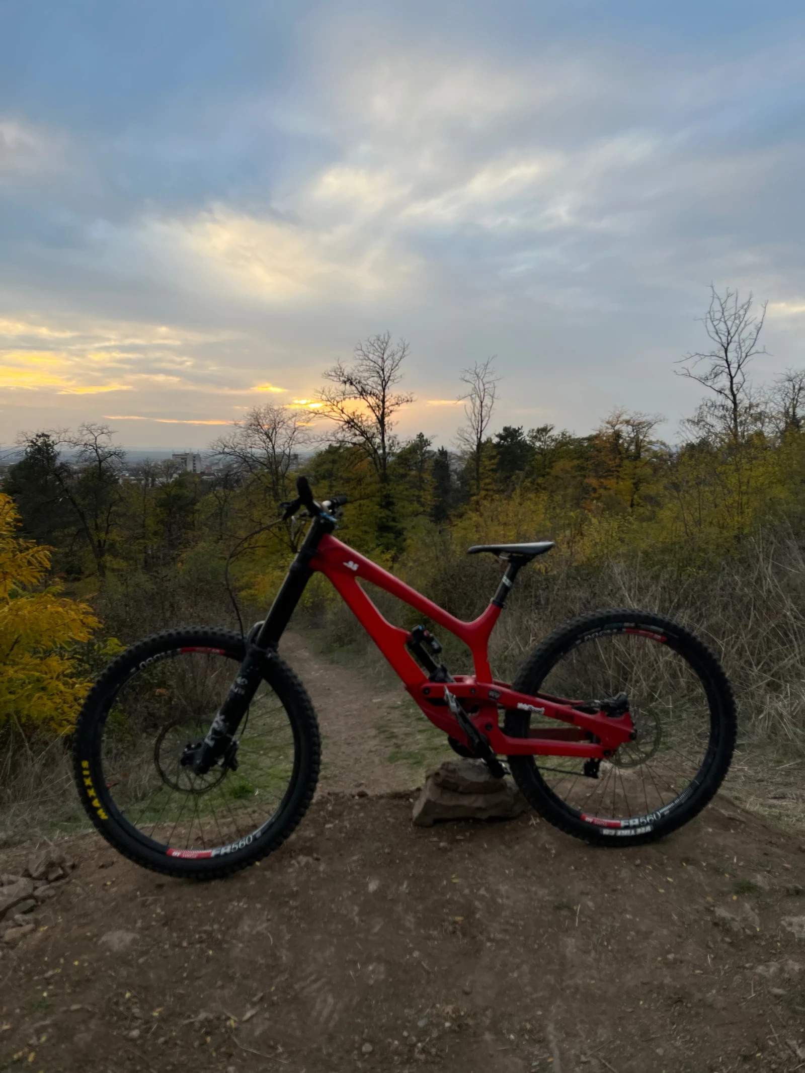 ��������� Yt industries 2019 | Mobile.bg � ����������� 5