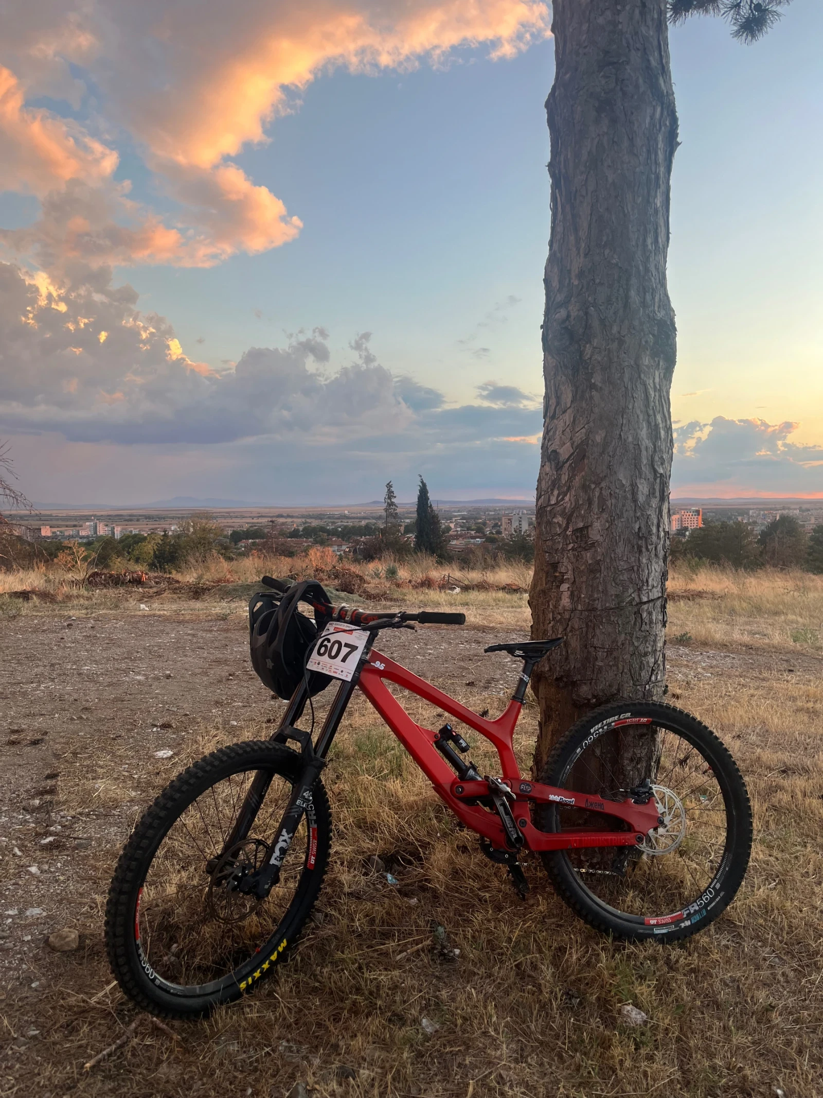 ��������� Yt industries 2019 | Mobile.bg � ����������� 7