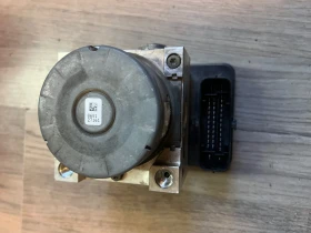 D1B1-2C405-AG ABS Помпа FORD Ate 10.0220-0933.4 D1B1-2C013-BE   10.0915-0139.3, снимка 3