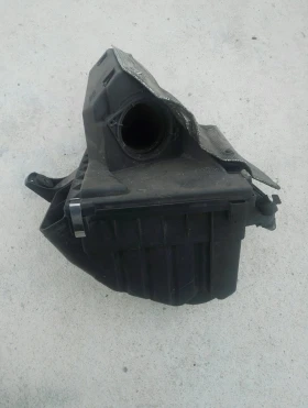 Кутия въздушен филтър Фолксваген Пасат 1.9тди