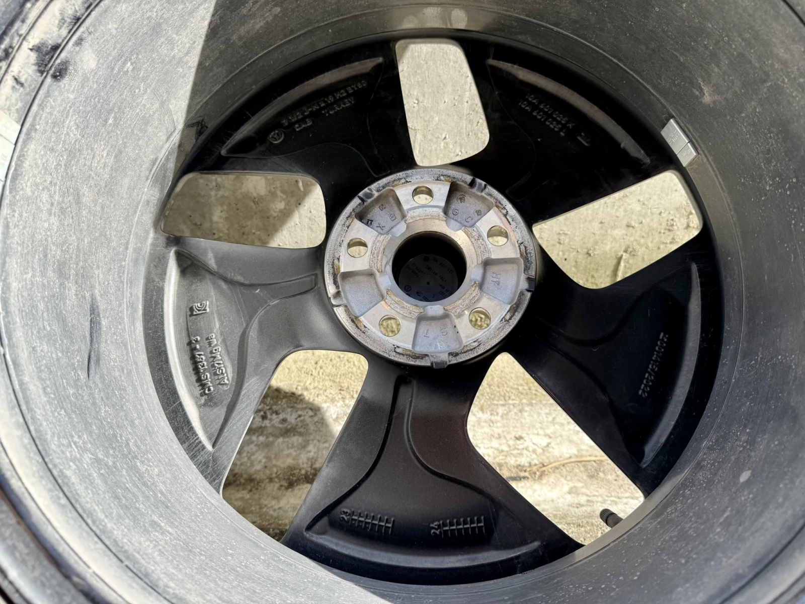 Гуми с джанти Continental 215/50R19, снимка 5 - Гуми и джанти - 54601622