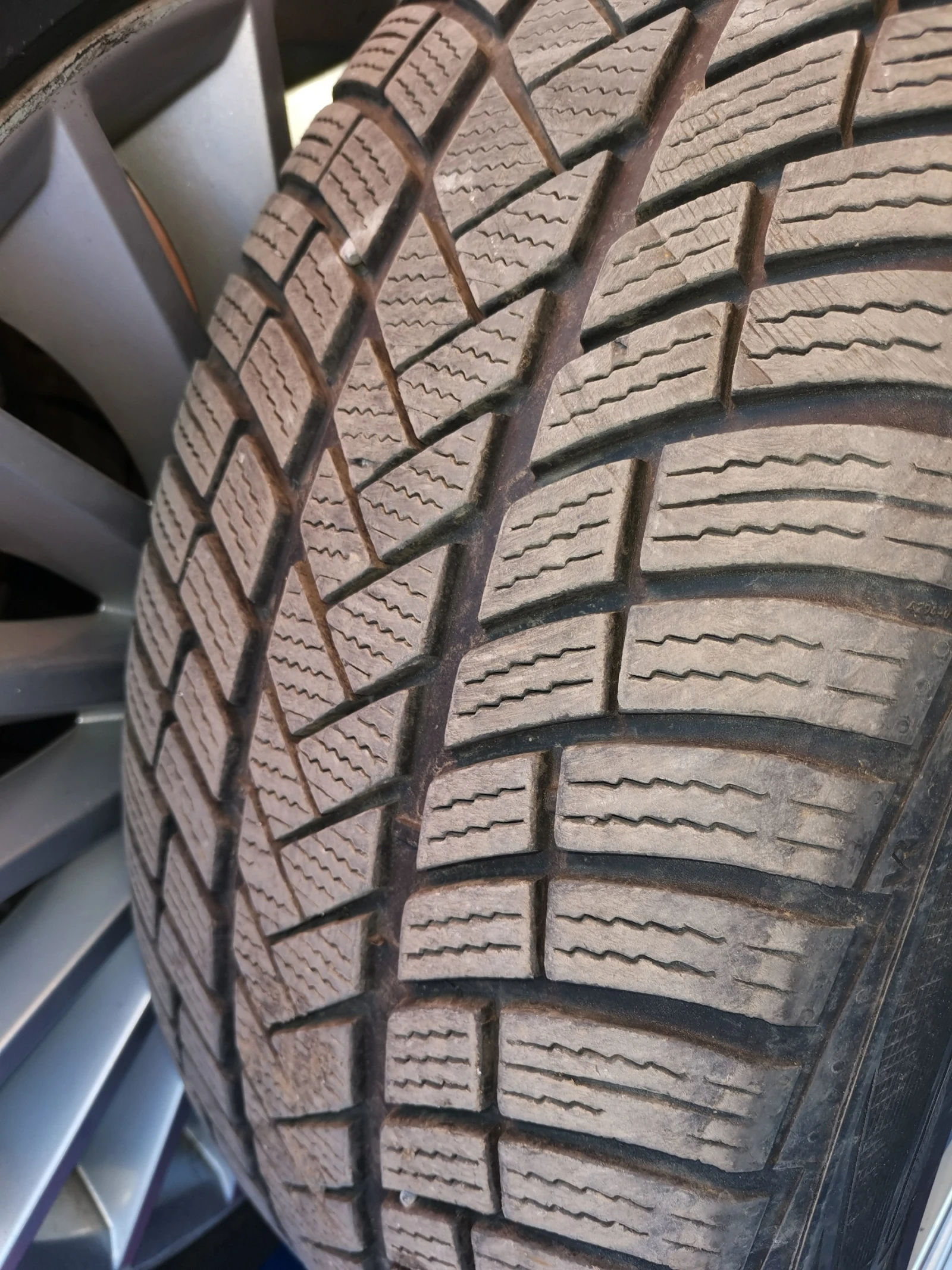 ���� � ������ 245/45R19 �� Mercedes-Benz S 500 | Mobile.bg � ����������� 5