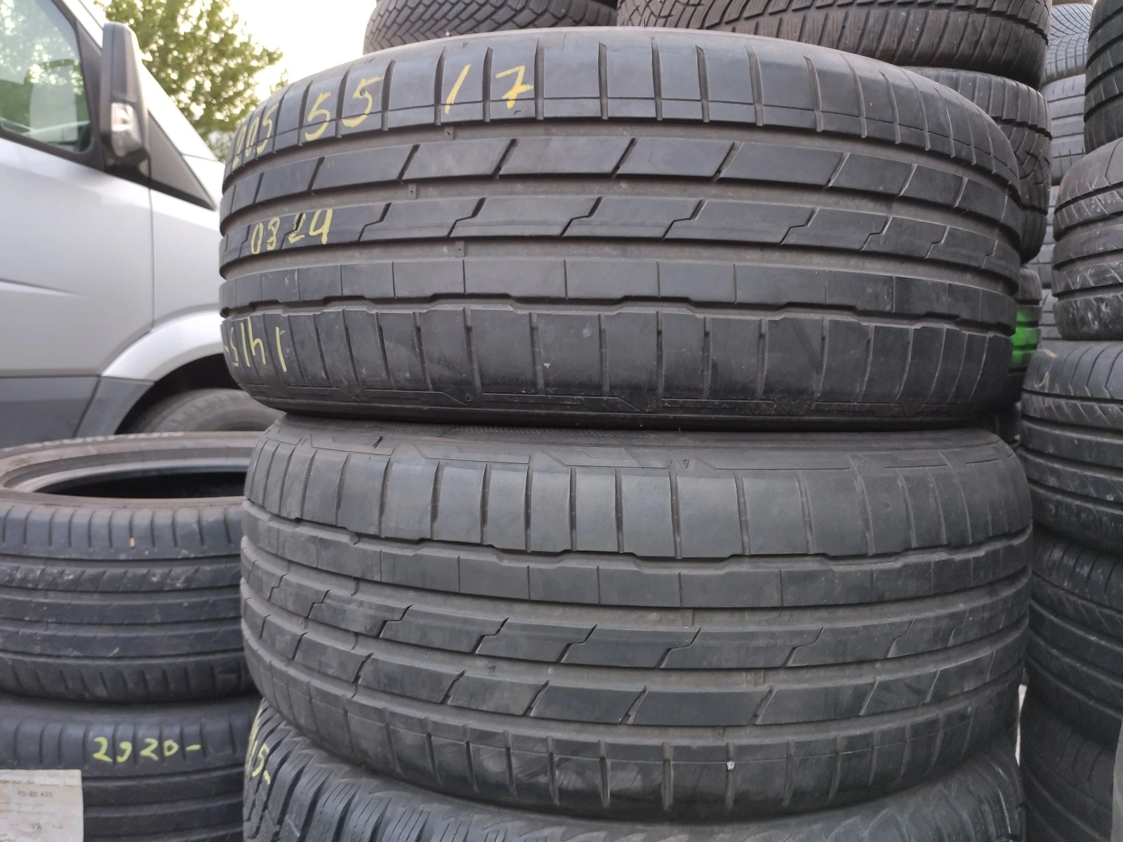 Гуми Летни 205/55R17, снимка 3 - Гуми и джанти - 56664409