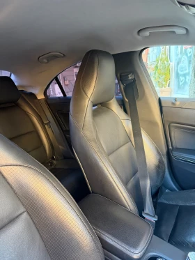 Mercedes-Benz CLA 220, снимка 10
