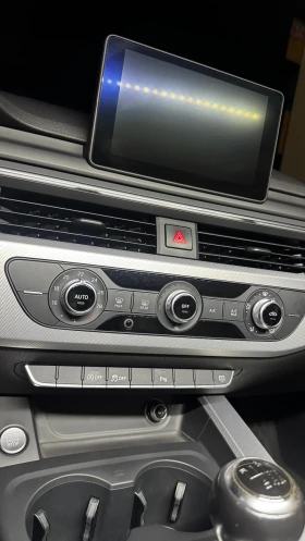 Audi A4 2.0 TDI, снимка 11