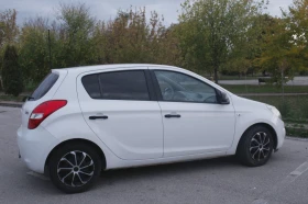 Hyundai I20 - 3500 € / 6845.40 лв. - 97832447 5