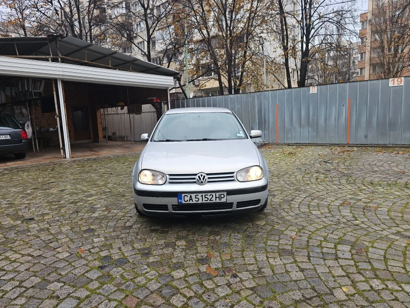 VW Golf, снимка 8 - Автомобили и джипове - 48207124