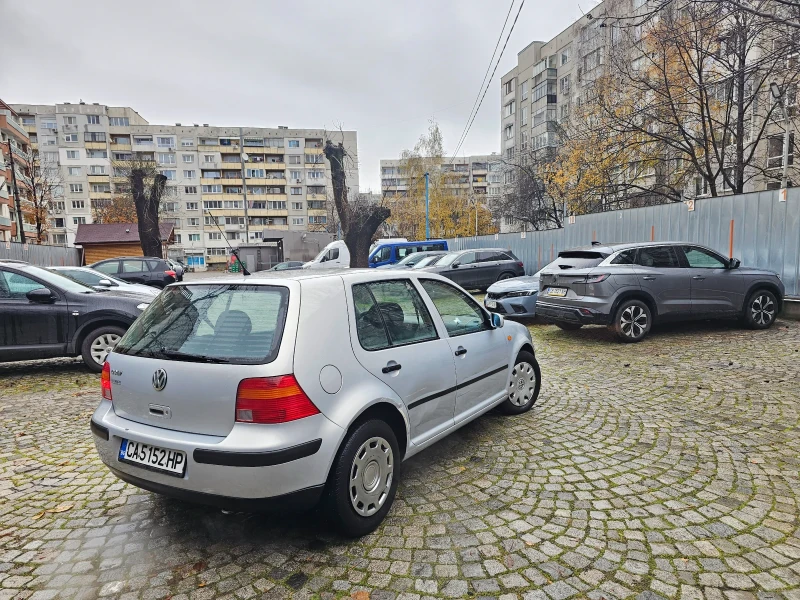 VW Golf, снимка 5 - Автомобили и джипове - 48207124