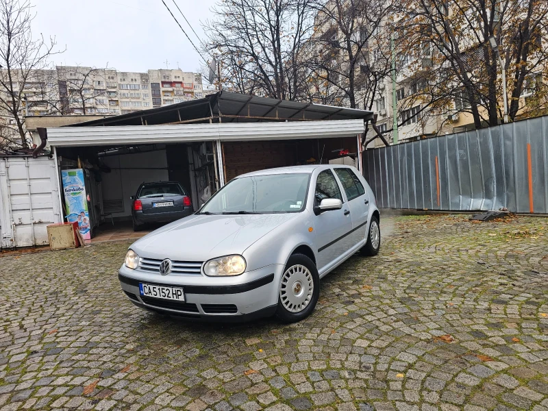 VW Golf, снимка 1 - Автомобили и джипове - 48207124