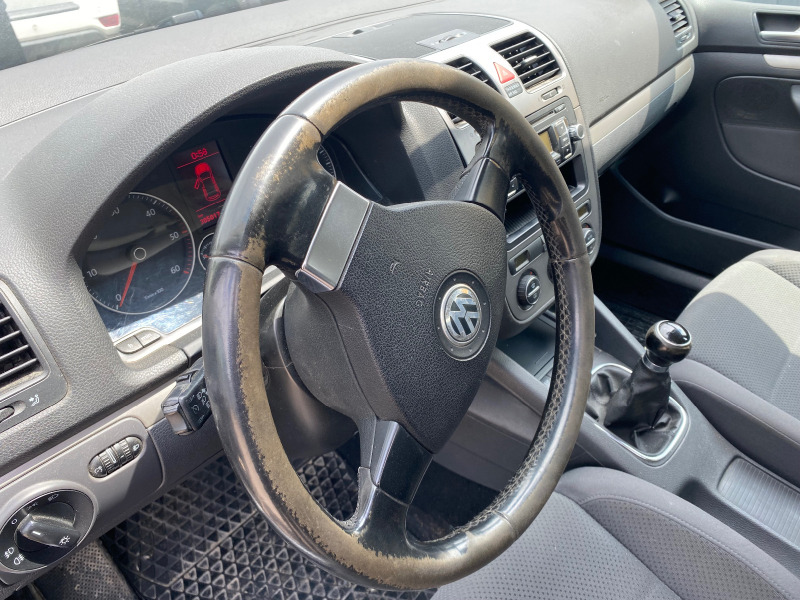 VW Golf 1.9 105 кс 6 скорости, снимка 8 - Автомобили и джипове - 40900267
