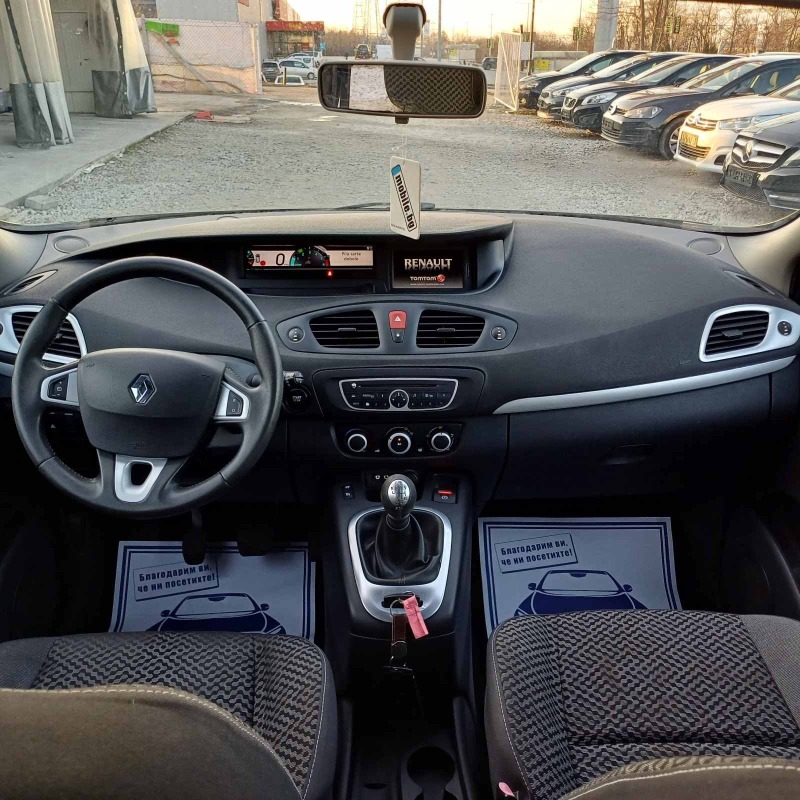 Renault Scenic 1.5dci *110k.c*Navi*UNIKAT*, снимка 9 - Автомобили и джипове - 44318510