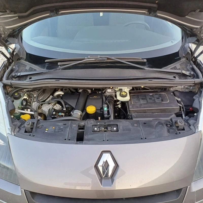 Renault Scenic 1.5dci * 110k.c* Navi* UNIKAT* , снимка 17 - Автомобили и джипове - 44318510