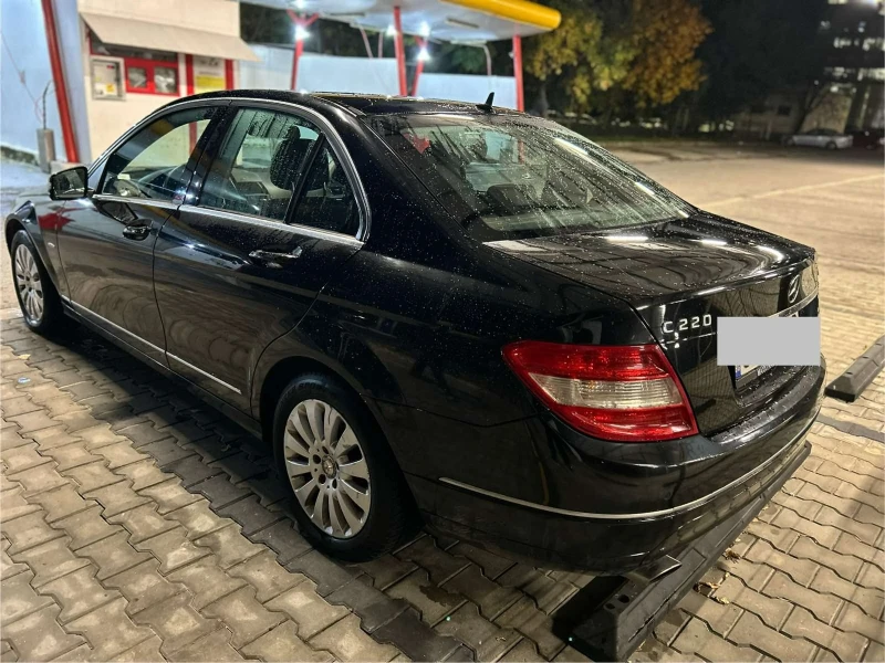 Mercedes-Benz C 220 AVANTGARDE, снимка 9 - Автомобили и джипове - 47527651