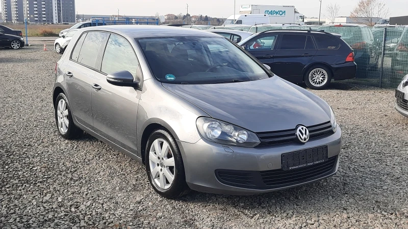 VW Golf 2.0TDI 110кс. Серв.книжка * Подгрев * , снимка 2 - Автомобили и джипове - 48144919