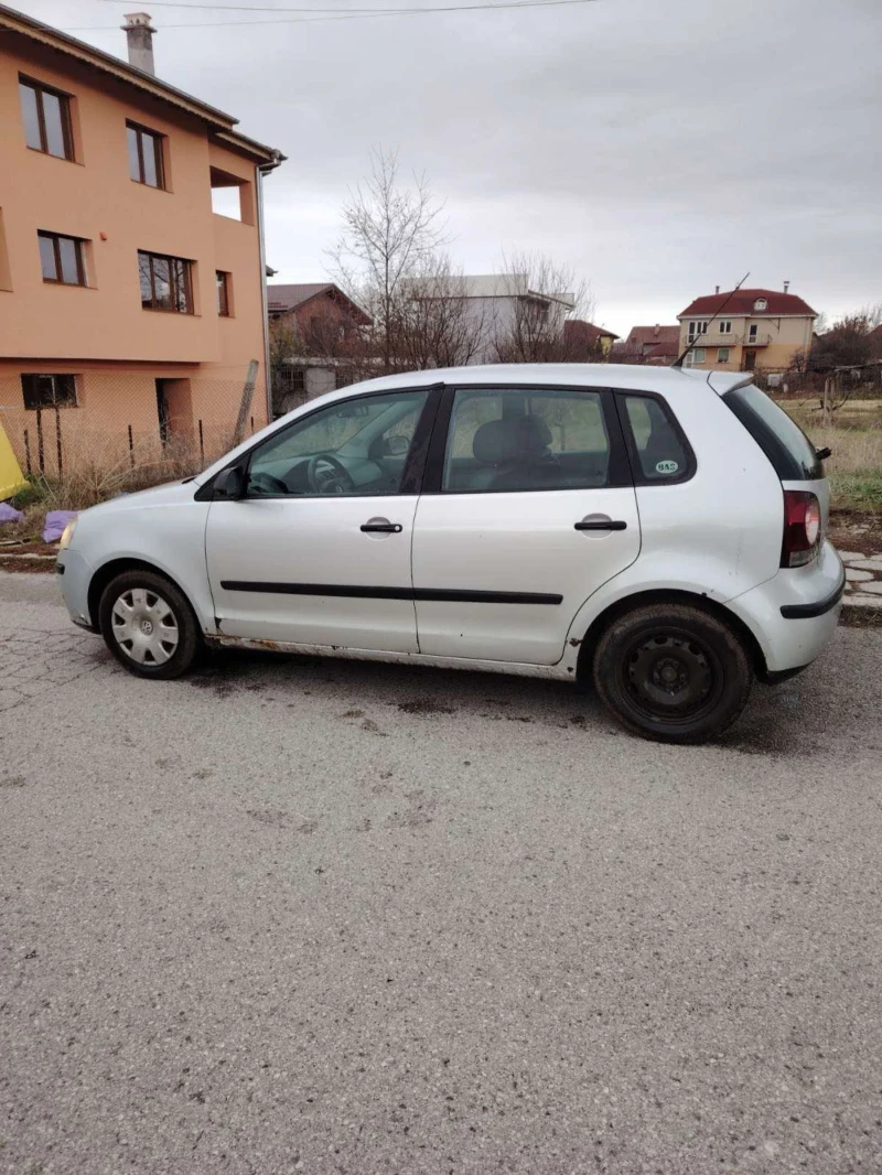 VW Polo 1.4TDI, снимка 7 - Автомобили и джипове - 48576874