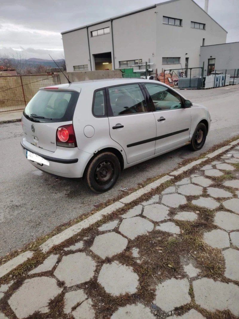 VW Polo 1.4TDI, снимка 5 - Автомобили и джипове - 48576874