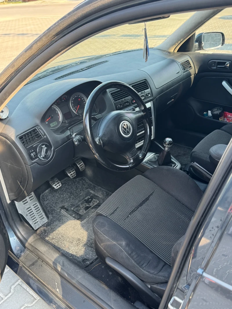 VW Golf GTI 1.8T 6-speed, снимка 9 - Автомобили и джипове - 52555299