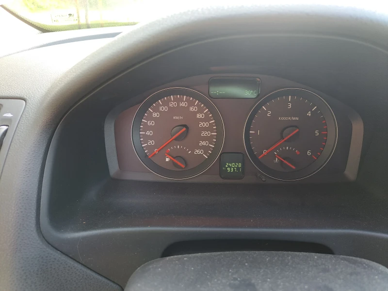 Volvo S40 Седан, снимка 5 - Автомобили и джипове - 52372790