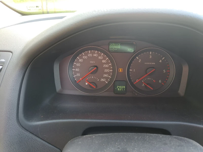 Volvo S40 Седан, снимка 6 - Автомобили и джипове - 52372790