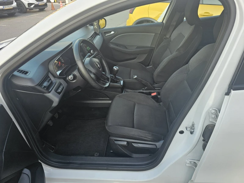 Renault Clio 1.0 TCe 75, снимка 13 - Автомобили и джипове - 51441916