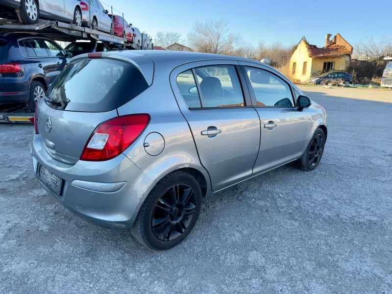 Opel Corsa * FACELIFT* ГАЗ* ЛИЗИНГ* БАРТЕР* , снимка 4 - Автомобили и джипове - 52043577