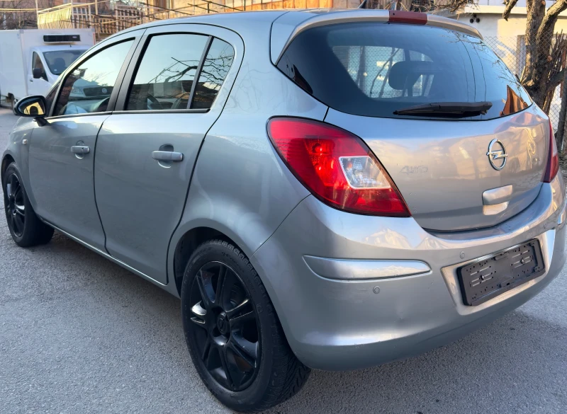 Opel Corsa * FACELIFT* ГАЗ* ЛИЗИНГ* БАРТЕР* , снимка 3 - Автомобили и джипове - 52043577