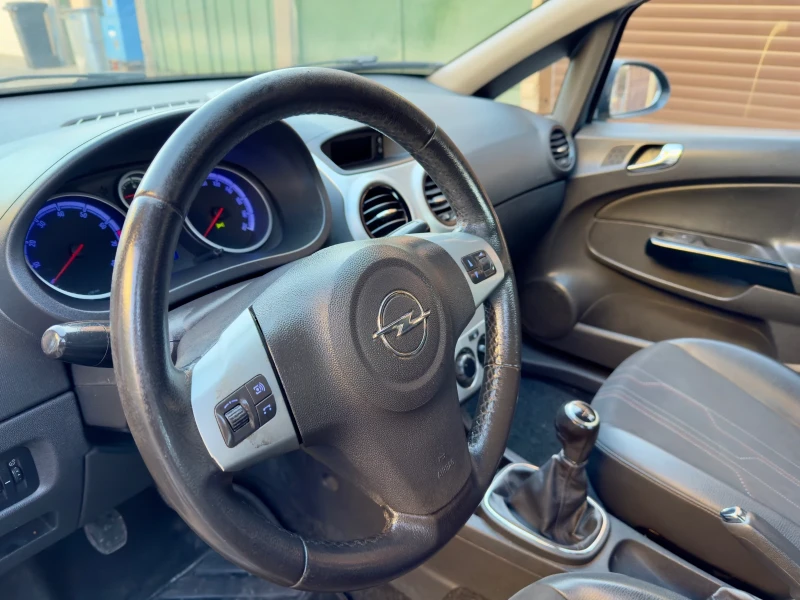 Opel Corsa * FACELIFT* ГАЗ* ЛИЗИНГ* БАРТЕР* , снимка 9 - Автомобили и джипове - 52043577